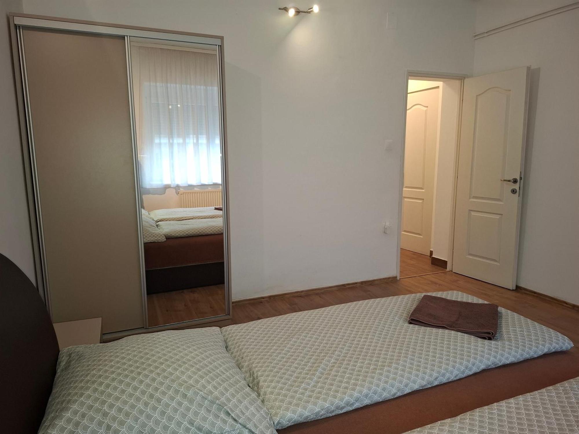 Ilona Apartmanhaz Siofok Exterior photo