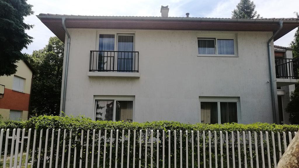 Ilona Apartmanhaz Siofok Exterior photo